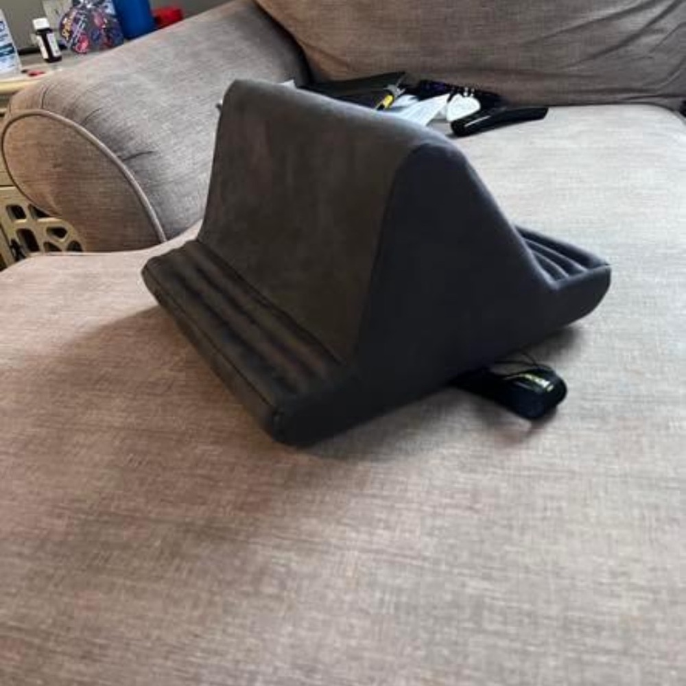 Tablet stand